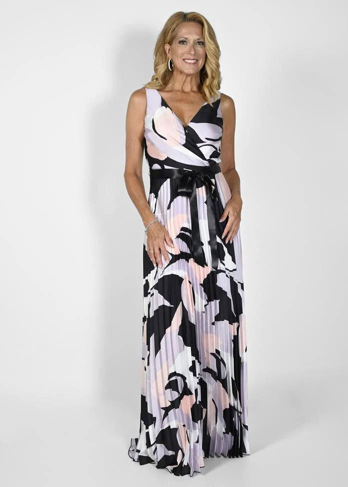 Frank Lyman Sleeveless Maxi Dress