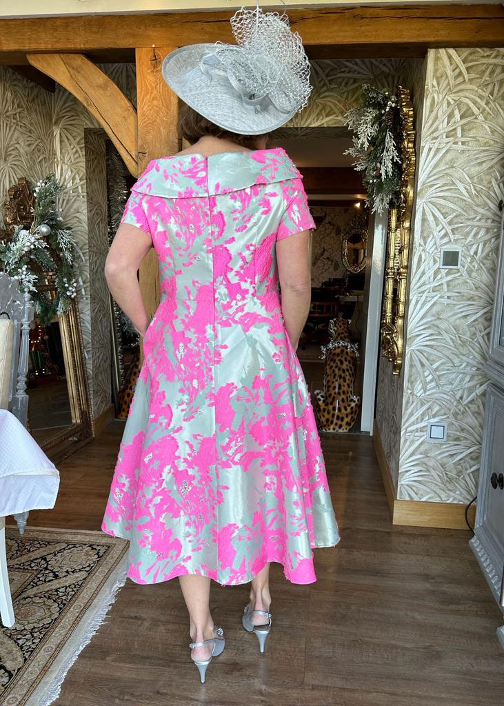 Mother of the bride dress best sale patterns vogue